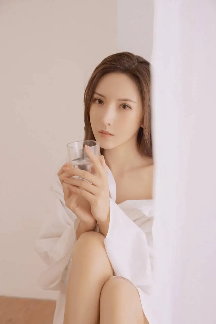 绵阳伴游贵阳私人伴游幼师费费子